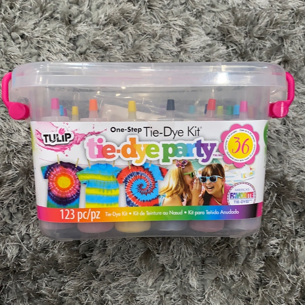 Tie dye kit